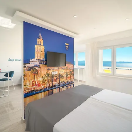 Sea View 4 In