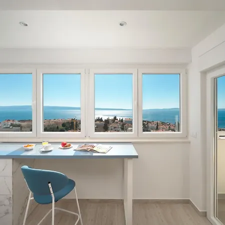 Sea View 4 In Apartament *