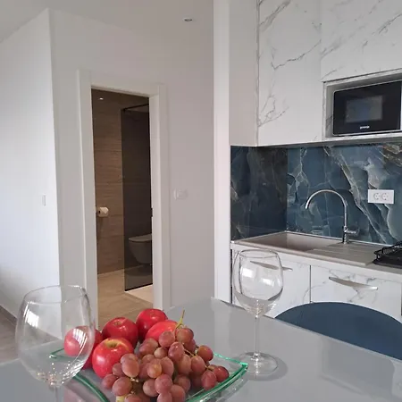 Sea View 4 In Апартаменти